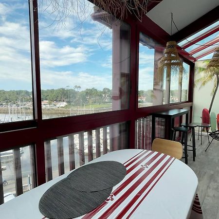 Ferienwohnung Port Sud - T3 En Duplex Avec Vue Panoramique Sur Le Port De Capbreton Exterior foto