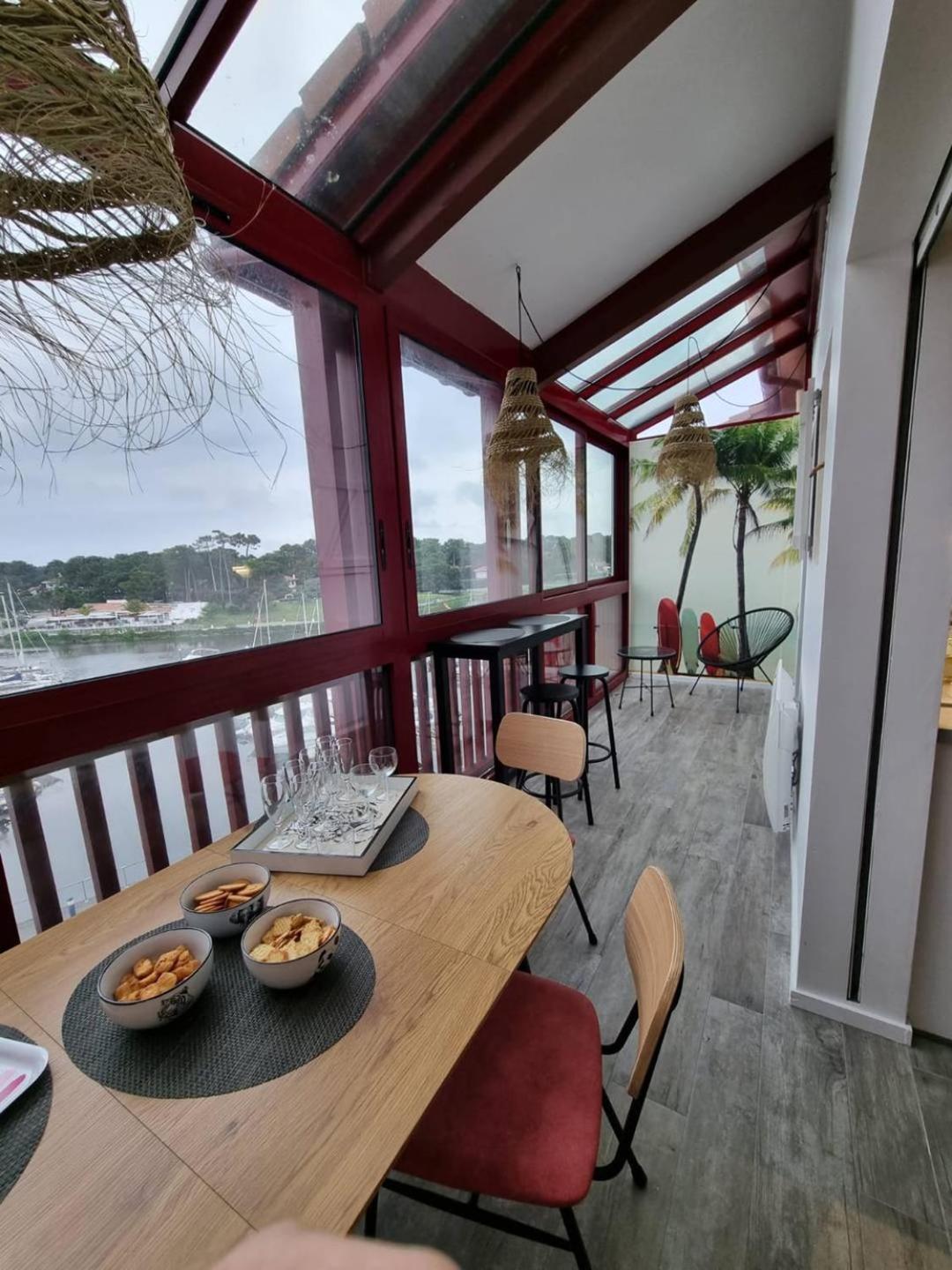 Ferienwohnung Port Sud - T3 En Duplex Avec Vue Panoramique Sur Le Port De Capbreton Exterior foto